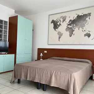Aquamarina Apartment