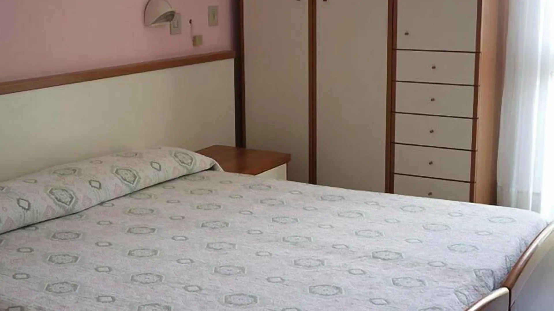 Hotel Vianello Lido di Jesolo 3*,